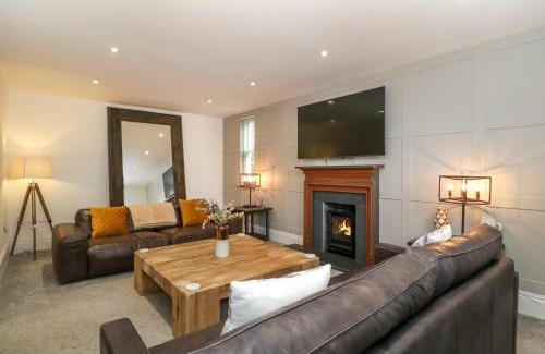 Chepstow House | Harvax House