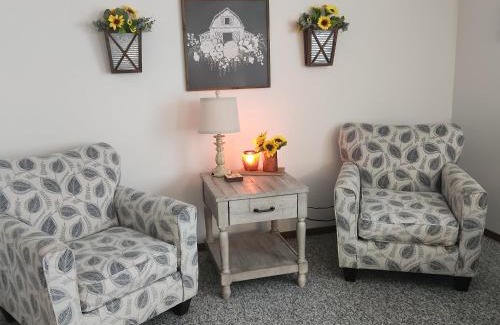 Cambria Apartment | Harvest Haven's Sunflower Serenity