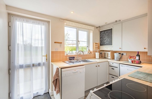 Grundisburgh Cottage | HARVEST MOON, family friendly, with open fire in Grundisburgh