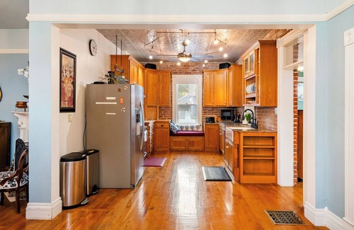 Paso Robles House | Harvest Wine Month Openings! Perfectly Paired Getaway with Pool & Hot Tub -Tolle