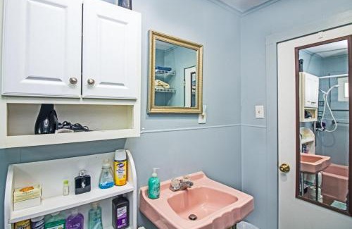 Wagoner Apartment | Harveys House - STUDIO Apartment - Fort Gibson lake area