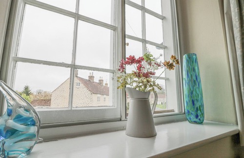 Hovingham Cottage | HARWOOD COTTAGE, family friendly, with open fire in Hovingham