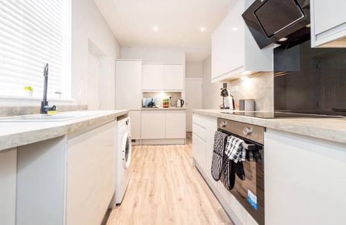 Prestwich House | Hassle-Free and Handsome | Brand-New 3-Bed Home