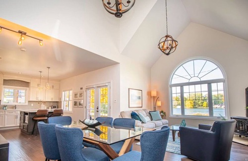 Hastings House | Hastings Haven-Spacious house, waterfront view, public beach, hot tub, & kayaks!
