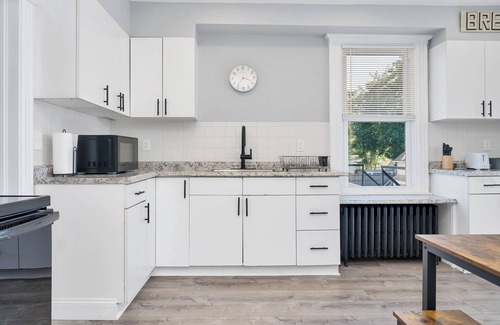 Danbury Apartment | Hat City Danbury II, Welcome to your Retreat