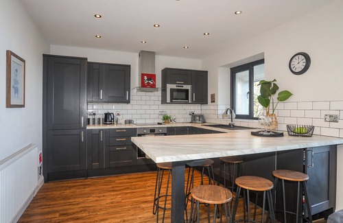 Moelfre House | HAULFRYN, pet friendly, with a garden in Moelfre