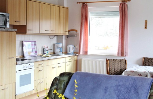 Luetow Apartment | Haus 3 Fewo 4 Unten Rechts - Ferienwohnungen Familie Piel