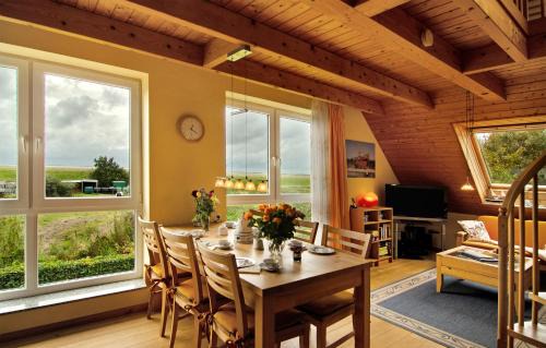 Spiekeroog Apartment | Haus Admiral - Fewo Südwind