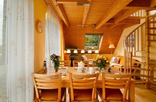 Spiekeroog Apartment | Haus Admiral - Fewo Südwind