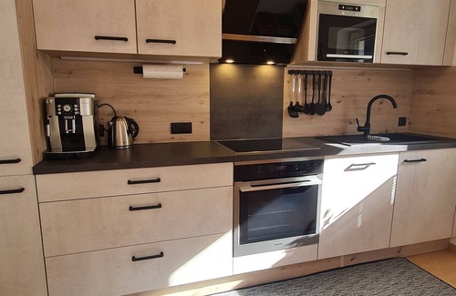 Madseit Apartment | "Haus Alpenheim Apartment 3" with Mountain View, Balcony & Wi-Fi