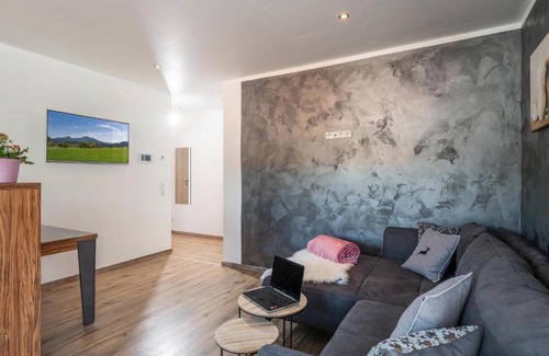 Woergl Apartment | Haus Alpenlieb