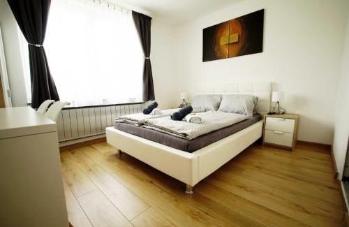 Stegersbach Apartment | " Haus am Golfplatz" private Unterkunft