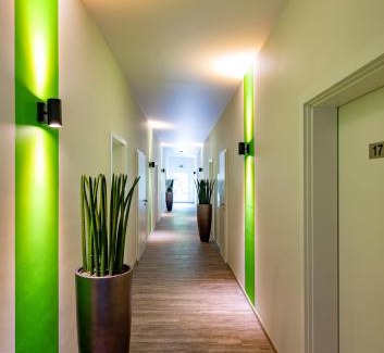 Goch Hotel | Haus am See - Gochness