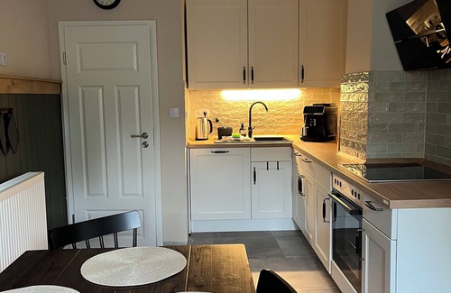Glindfeld Apartment | Haus am Walde in Küstelberg mit Eigener Infrarotsauna! Familienfreundlich!
