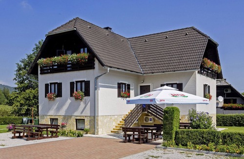 Korana Apartment | Haus Anna in Rastovača - Plitvicer Seen/Haus Anna in Rastovača - Appartement für 2 Personen