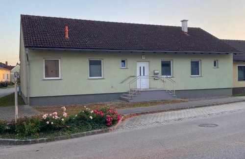 Perzendorf House | Haus Anton