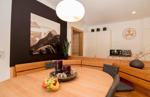 Sillian House | Haus Arnold - Privatzimmer und Ferienwohnungen