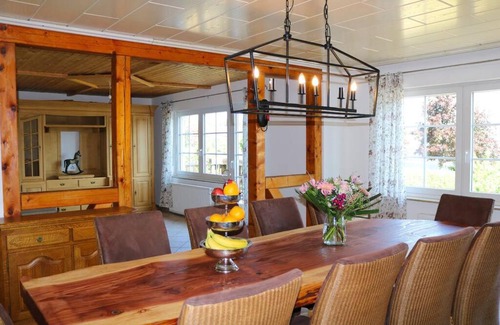 Hallschlag House | Haus Caroline