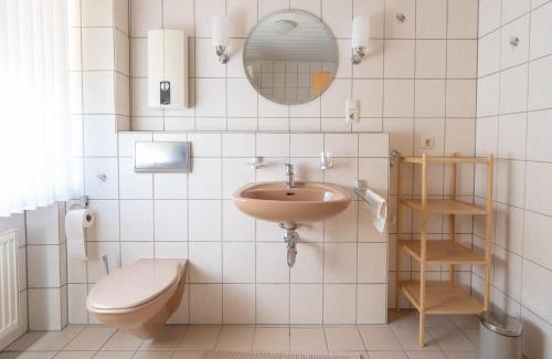 Niedermennig House | Haus Elfriede