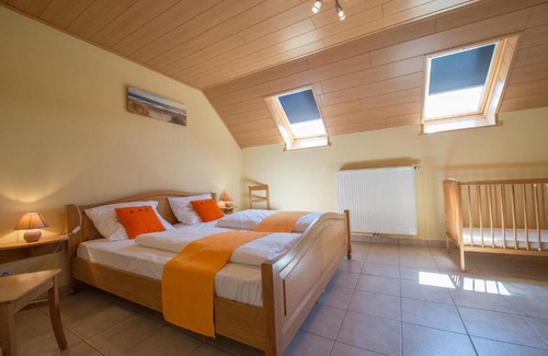 Weweler House | Haus Engel-Rafael