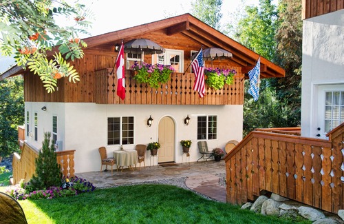 Leavenworth Ski Chalet | Haus Hanika B&B -The Alpine Suite on the River and private 2 person Hot Tub