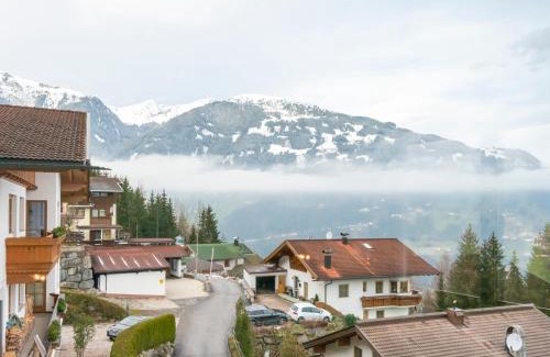 Hainzenberg Apartment | Haus Heimat - Alpenrose