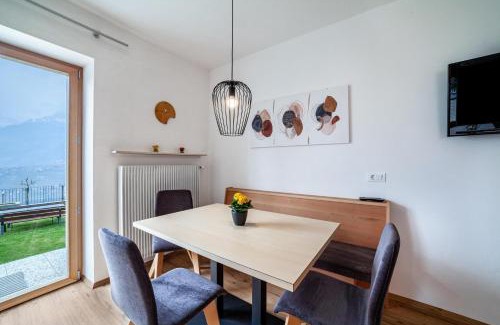 Schenna Apartment | Haus Hohenrain Ferienwohnung 2