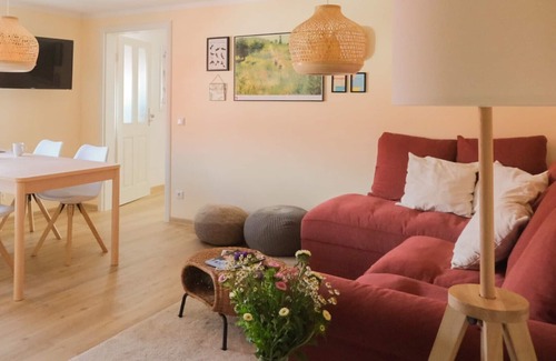 Neu-Seeland Condo | Haus Hummel | vacation apartment Liese | 300 m to the lake | large garden & playground