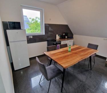 Haldem Apartment | Haus im Grünen - App OG