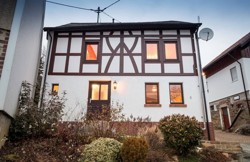 Pohl House | Haus Innerdorf - cozy holiday home in the Taunus - at the Limeskastell Pohl