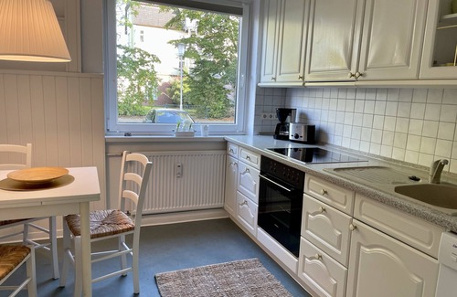 Doese Apartment | Haus Jenina - Directly on the dyke, modern vacation apartment for up to 6 people
