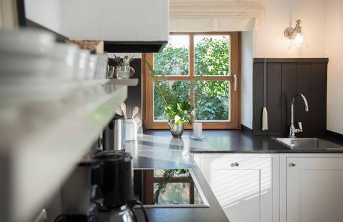 Riedlern Apartment | Haus Lesch - Stilvolle Appartements mit tollem Bergblick in Kreuth am Tegernsee