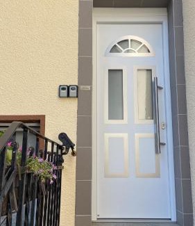 Senhals Apartment | Haus Lowe Ferienwohnungen