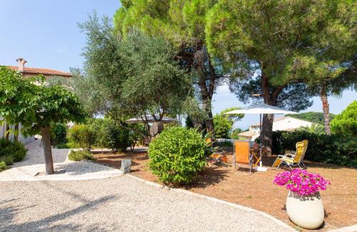 California - Pezou House | Haus mit Garten über der Bucht von Cannes
