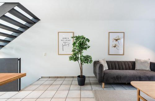 Kreuzlingen House | Haus mit Garten, Sauna und Parkplatz