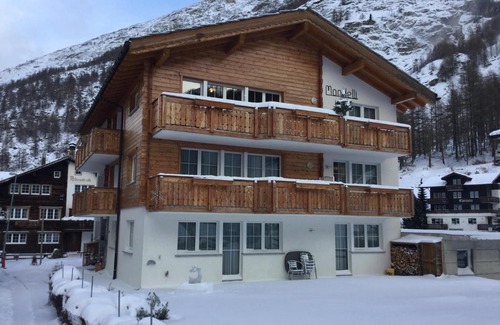 Saas Almagell Apartment | Haus Mondelli