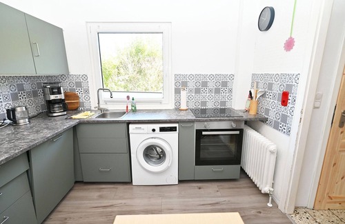 Behrensdorf Apartment | Haus Osbahr Ferienwohnung Waldtraud