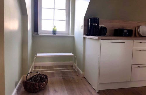 Oevenum Apartment | Haus Ost Windstärke 3 (including breakfast) - Oldsens - Holiday apartments