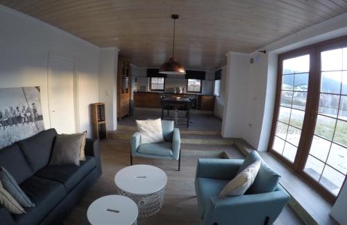 Russbach am Pass Gschuett Apartment | Haus Pistenblick
