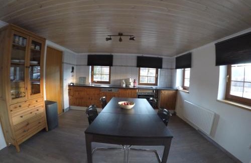 Russbach am Pass Gschuett Apartment | Haus Pistenblick