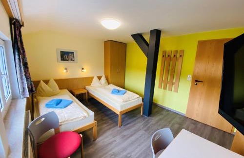 Siegmundsburg Hotel | Haus Rosenbaum Gruppenhaus- Begegnungsstätte - Pension