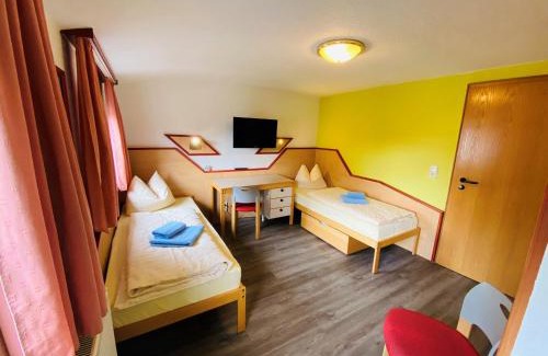 Siegmundsburg Hotel | Haus Rosenbaum Gruppenhaus- Begegnungsstätte - Pension