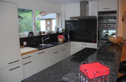 Klosters Dorf Apartment | Haus Rufinis