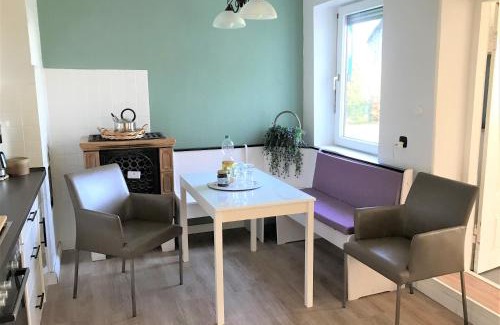 Janneby House | Haus Sonnenschein