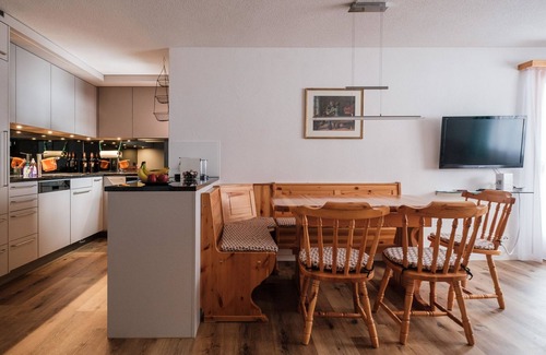 Parpan Apartment | Haus Sunneschy Whg. 202 by Interhome