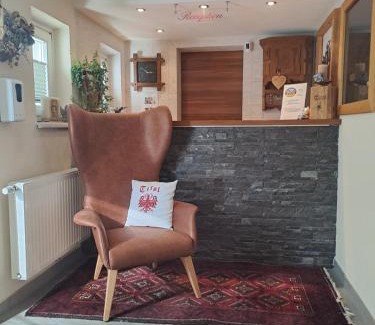 Ried im Oberinntal House | Haus Tirol Appartements