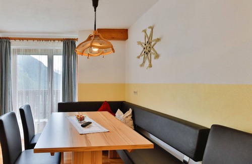 Berwang Condo | Haus Wötzinger