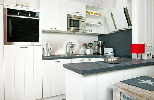 Insel Poel House | Haus Wattläufer - holiday home in a peaceful location, directly on the Salzhaff.