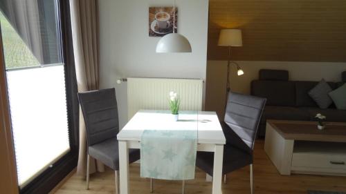 Ernst Apartment | Haus Weingarten FERIENWOHNUNGEN