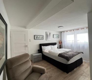 Steinsfeld House | Haus zum guten Hirten